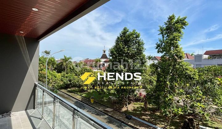 Rumah 2 lantai siap huni disukajadi, dekat jalan besar kota batam Rumah 2 lantai siap huni disukajadi, dekat jalan besar kota batam