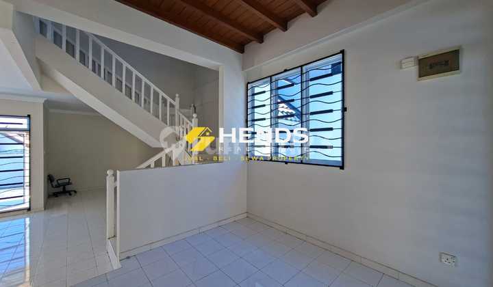 Sukajadi 2-Story House Ready to Occupy Batam Center. Batam 2