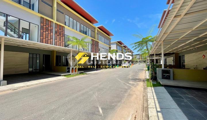 Rumah The Icon Central 3 Lantai, Siap Huni di tengah Kota Batam, Batam Centre