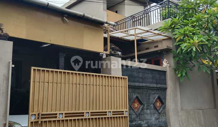 Rumah 2 Lantai Dekat Pantai dan Bali Safari Gianyar