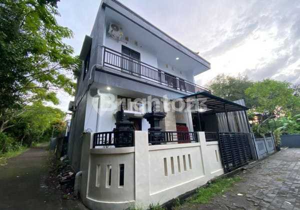 ******** 2 Lantai Lokasi Strategis di Jimbaran