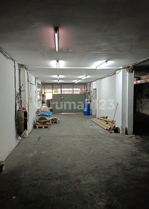 Gudang bs utk indus. ringan msk kontener bbs bjir di Teluk Gong. 20669