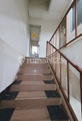 3-unit shophouse in Kramat Raya, ready for office, logistics, etc. 20728 2