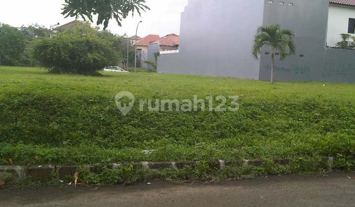 Tanah Jarang Ada, Orientasi Barat di Permata Buana. 0188