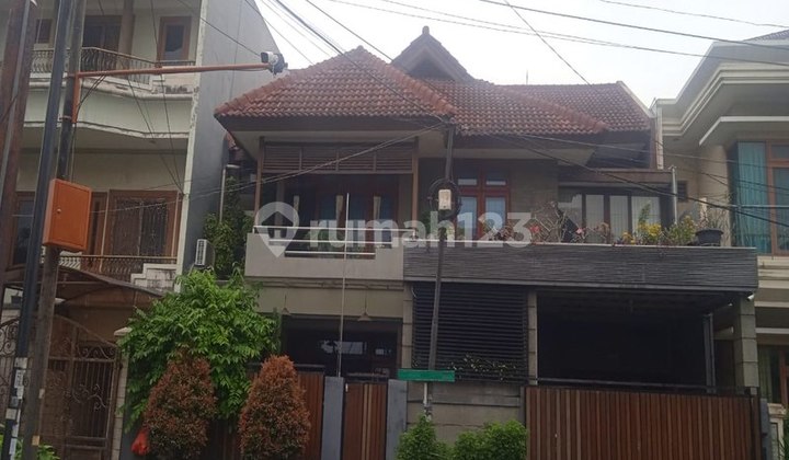 Jual Rumah Bagus Lingkungan Asri Tanah Luas, 4Kt di Taman Aries, Jakbar. 15429 1