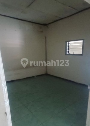 Rumah Sederhana Jln Lbr Mdh Diakses Cck Utk Kost, Usaha di Duri Kepa. 16222 2