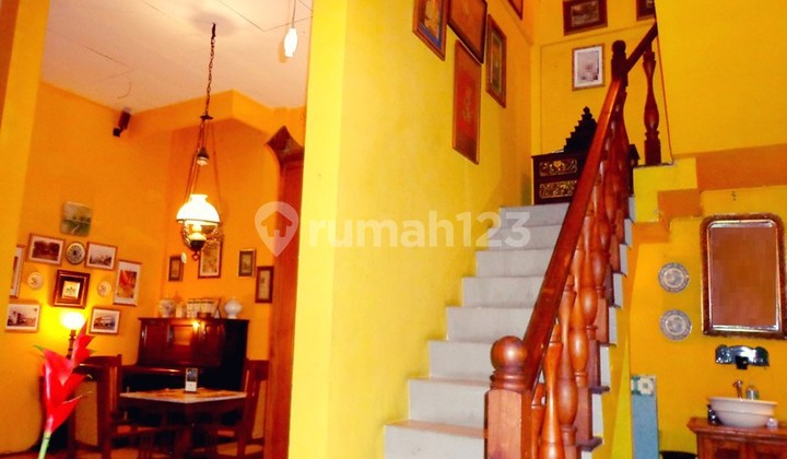 Rumah kondisi bagus lok. strategis lbr di Cideng, JakPus. 0732 2