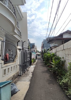 Rumah siap huni 5KT bs jd kost, dekat mall, kampus di Tanjung Duren. 16241