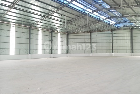 New factory built in industrial area, near toll in Cikarang. 20674