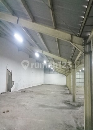20-foot container warehouse, cheap price in Bogor. 20714A