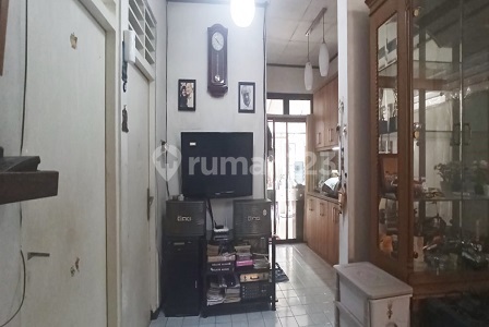 Rumah Furnished, Tanah Luas 2 Lantai di Larangan, Tangerang. 16238 2