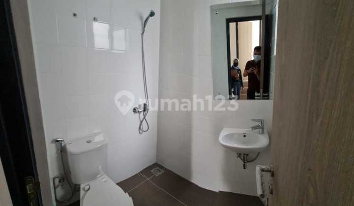 Rumah Strategis, Sebelah Aeon, Serpong Tinggal Jln Kaki, Full Furnished. 20748