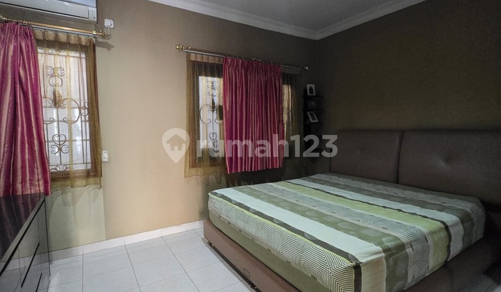 Jual Cepat Rumah Rapi Siap Huni @Gading Residence, One Gate System, Bebas Banjir