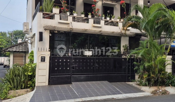 Rumah Siap Huni Kayu Putih