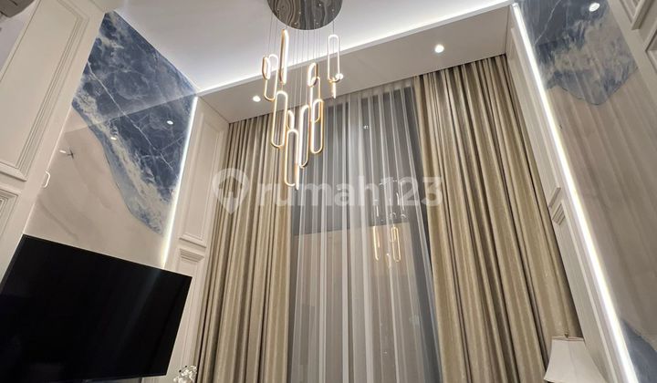 For Sale Modern Minimalist House Ready to Occupancy. Location 15 Minutes from Kelapa Gading. One Gate System For Sale Modern Minimalist House Ready to Occupancy. Location 15 Minutes from Kelapa Gading. One Gate System