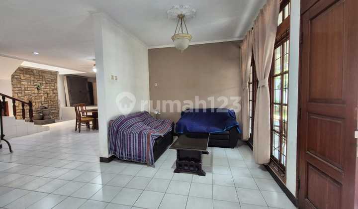 Dijual Rumah di Pulomas 2 Lantai Komplek Perumahan Dijual Rumah di Pulomas 2 Lantai Komplek Perumahan