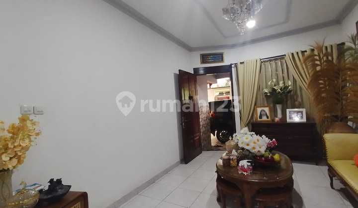 For Quick Sale: Neat 2-Story House in East Cempaka Putih, Road Width for 2 Cars 2