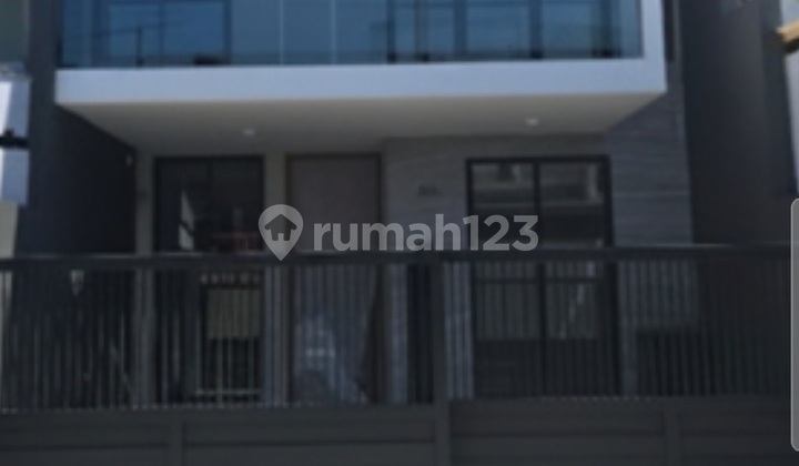 Rumah Pantai Mentari Surabaya Murah .yen.a031