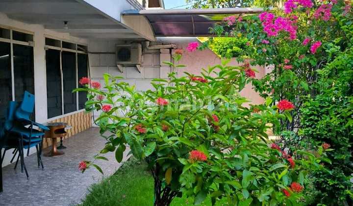 Beautiful Klampis House Surabaya Cheap.yen.a018