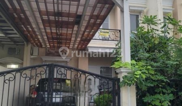 House for Rent @ Royal Resident Cakung, Bedrooms: 4+1, Bathrooms: 3+1, Electricity 3500kwh, Piped Water, Flood-Free, Strategic Location