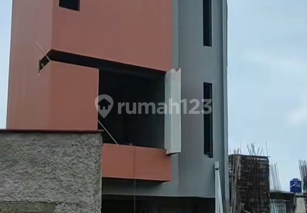 Cluster Cantik 3 Lantai Di Pinggir Jalan Raya.selangkah Ke Jakarta Timur. Bintara Bekasi