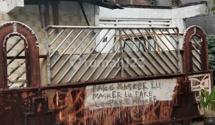 Jual Rumah Tua Hitung Tanah Dalam Komplek Akses 2 Mobil Pondok Bambu Duren Sawit