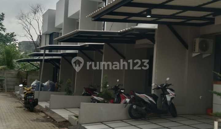 Cluster Mewah Bnyak Bonusnya Tropical Moderen di Cipayung Jakarta Timur 2
