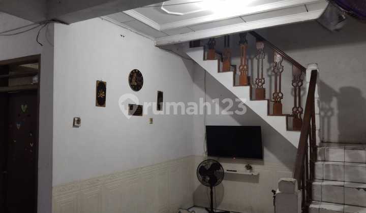 For Quick Sale: Habitable Secondary House, Land Included, Duren Sawit, East Jakarta 2