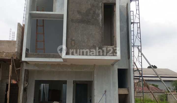 Rumah Cantik Scandianavia Dalam Cluster Elite One Gade Sistem di Ciracas Jakarta Timur 2