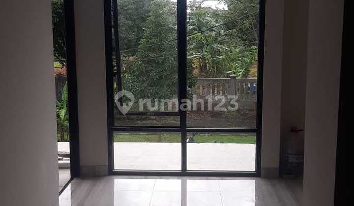 Rumah Mewah Dan Cantik Siap Huni Dalam Komplek Billy ******** Dan Nyaman Serta ******** Kelapa Jak Tim 2