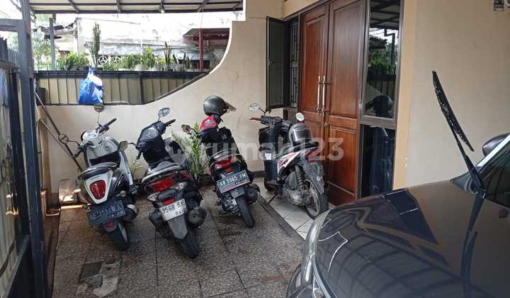 Jual Rumah Tingal Ada Kos Kosanya.di Wilayah Strategis Tebet Jakarta Selatan 2