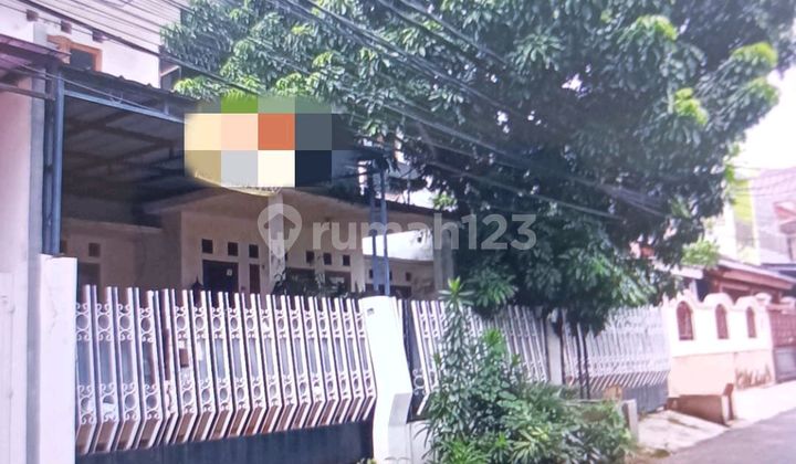 Rumah Bagus Dan Terawat Dalam Komplek Duren Sawit Jakarta Timur