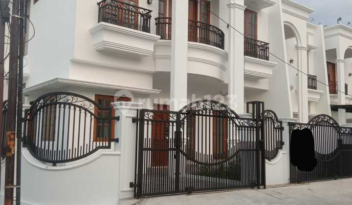 A Nice House Ready to Occupy in a Complex on the Main Road. Duren Sawit, East Jakarta. 2