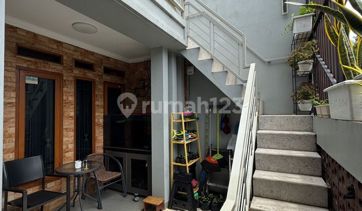 Jual Cepet Rumah Tinggal Semi Furnis Bonus Kontrakan 1 Pintu .bintara Bekasi 2