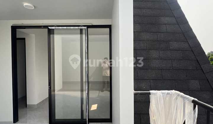 Rumah Impian Tiga Lntai Siap Huni Lingkungan Aman Dn Nyaman.cipayung Jakarta Timur 2