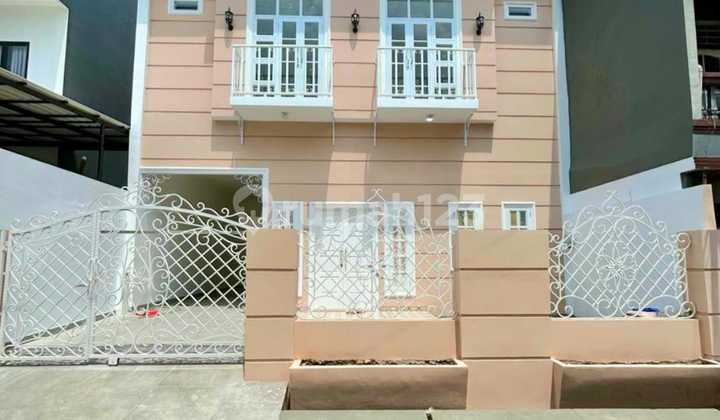 Turin Price. Beautiful Ready-to-Occupy House in Galaksi Complex, Bekasi. Turin Price. Beautiful Ready-to-Occupy House in Galaksi Complex, Bekasi.