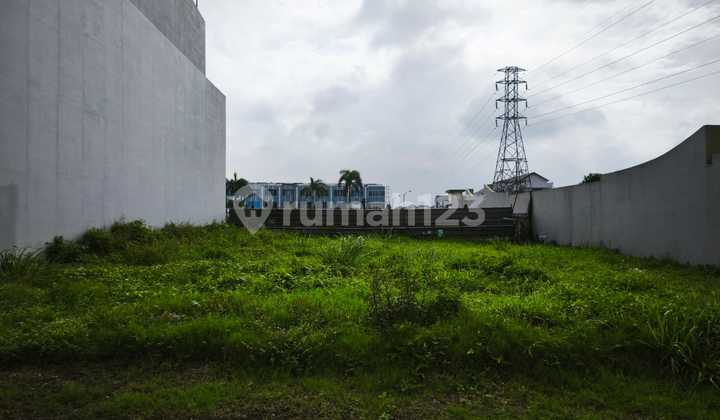 Diujual Tanah Rendeng Lokasi Premium di Singgasana Pradana Diujual Tanah Rendeng Lokasi Premium di Singgasana Pradana