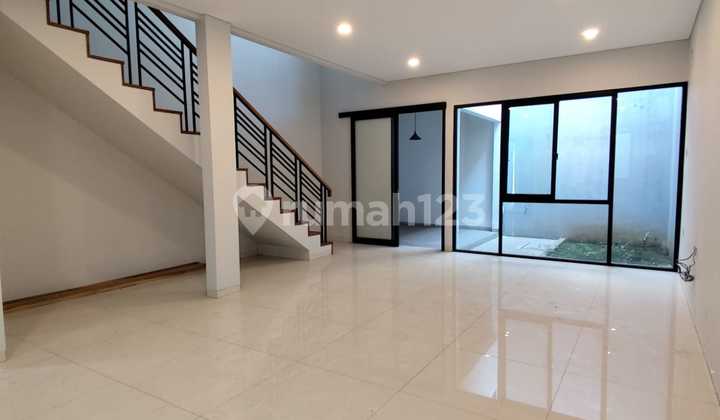 Rumah Baru Modern tersedia 2 unit di Kopo Mas, Bandung Rumah Baru Modern tersedia 2 unit di Kopo Mas, Bandung