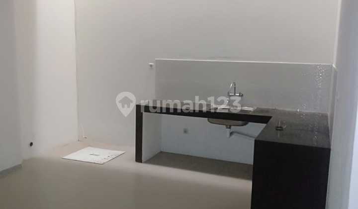 Jual Rumah Minimalis Modern Siap Huni di Setraduta di Setra Duta Jual Rumah Minimalis Modern Siap Huni di Setraduta di Setra Duta