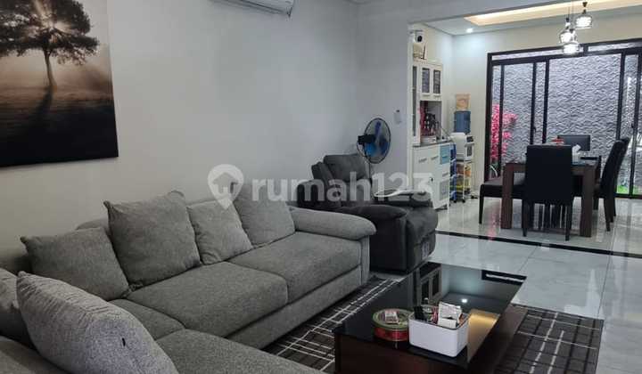 Rumah Furnished Tatar Simakirana Kota Baru Parahyangan, Bandung