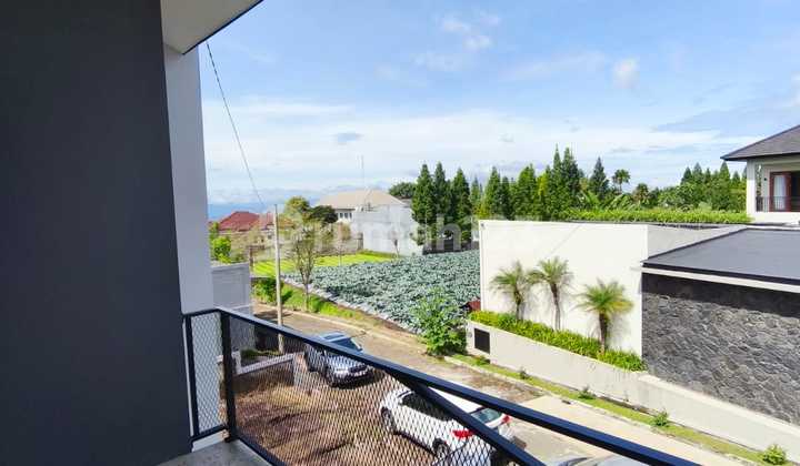 Rumah Baru Modern Minimalis Untuk Gen Milenial Di Setibudi Regencybagus 2