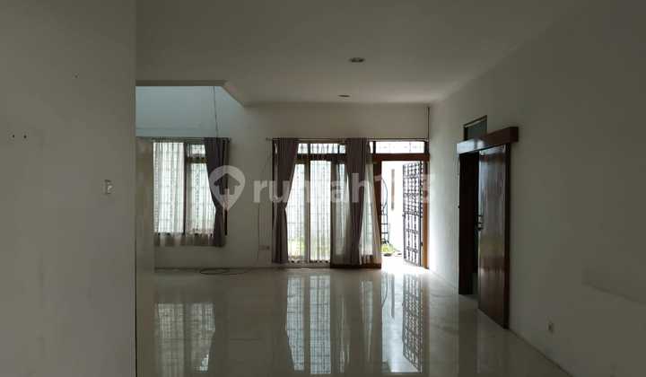 Ready-to-Occupy House in Batununggal Abadi 3 Bandung
