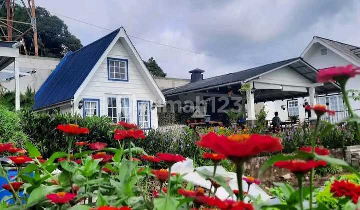 Beautiful Fully Furnished Villa in Pasir Wangi Lembang, Bandung