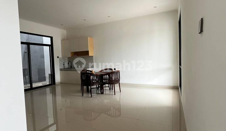 Dijual Rumah Townhouse Minimalis Galaxy Bekasi  2