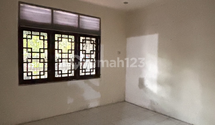 Dijual Rumah Bangunan Clasic Di Jakasetia Bekasi 2
