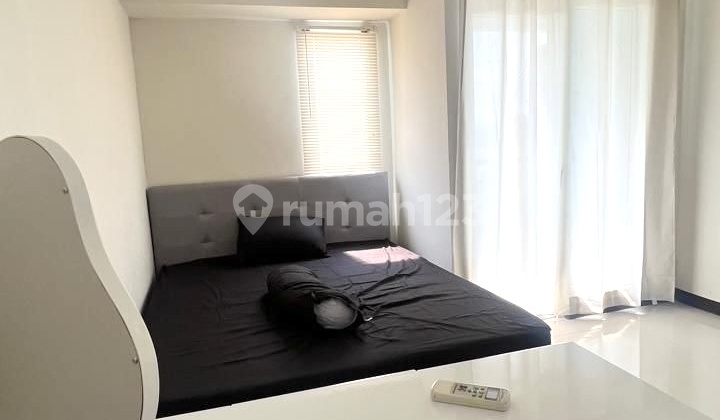 Selling at a Loss: Studio Apartment in East Sentra Residence, Shapire Tower, Near Cakung Station Selling at a Loss: Studio Apartment in East Sentra Residence, Shapire Tower, Near Cakung Station