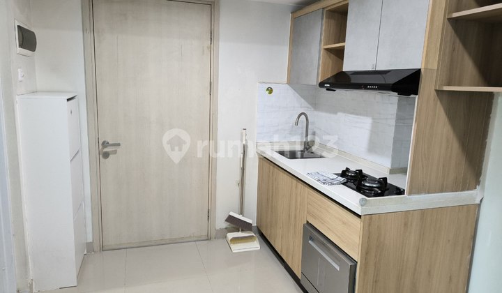 Dijual Apartemen 2Br View Kolam Renang Springkale Summarecon Bekasi 2
