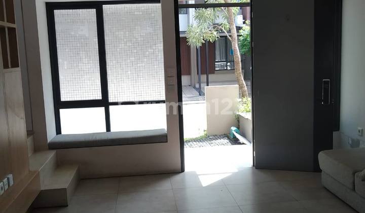 For Sale Neat Ready-to-Live House in BSD City 2