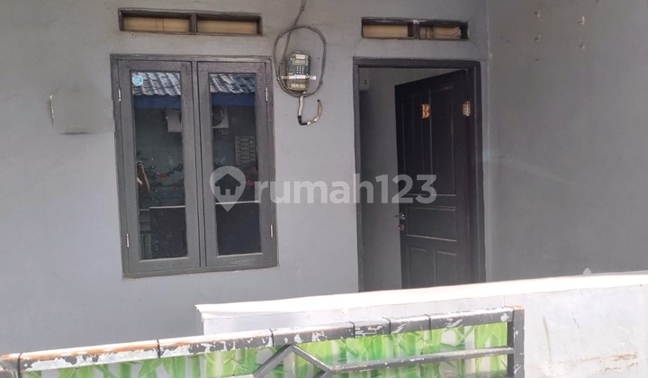 Jual Murah Rumah yang Sudah di Pecah Menjadi 2 Kontrakan (Kondisi Terisi Dua²Nya) di Griya Sangiang Mas , Periuk Kota Tangerang