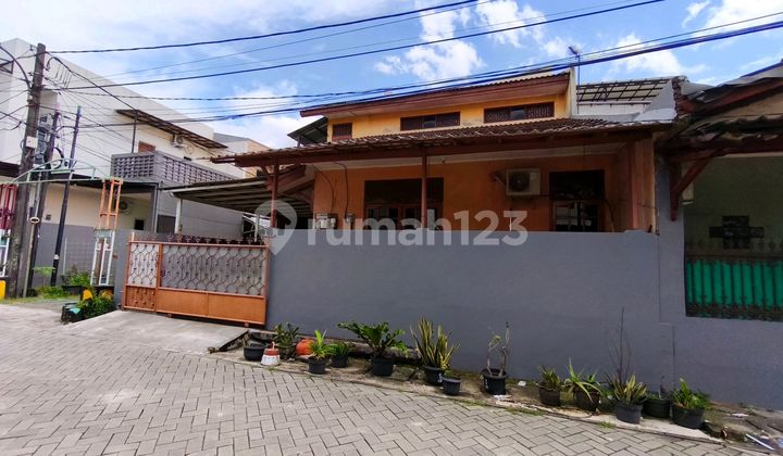 Affordable 2-Story House Hook/Hoek Regency 1 Villa Tangerang Indah Periuk Tangerang